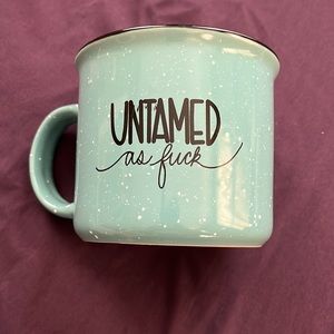 Coffee mug never used -took it out of bubble wrap for the photo.